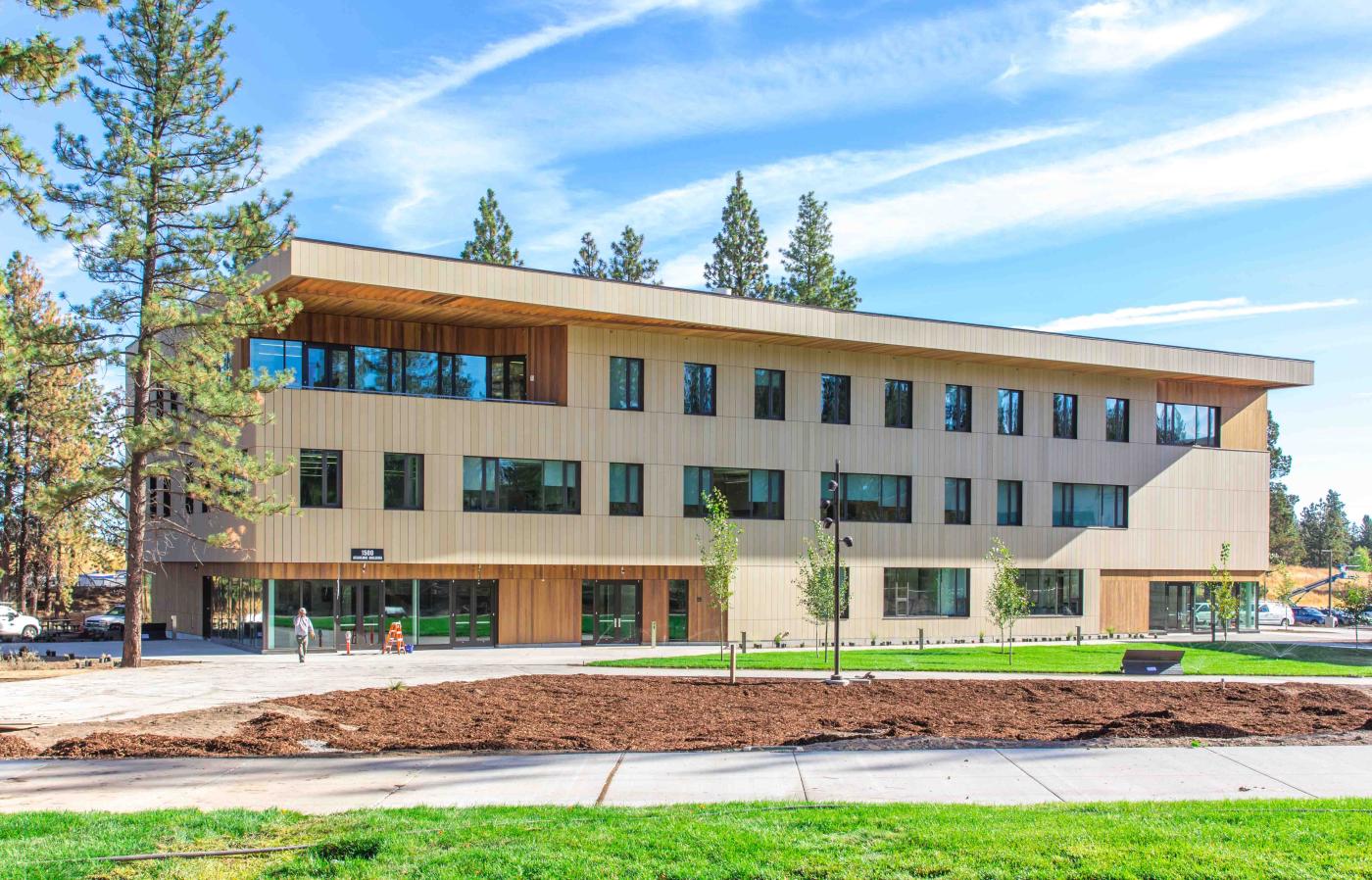 OSUCascades opens as Oregon's first new public university in 50 years