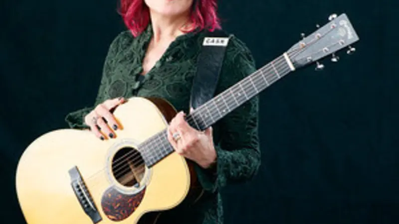 Singer-songwriter Rosanne Cash