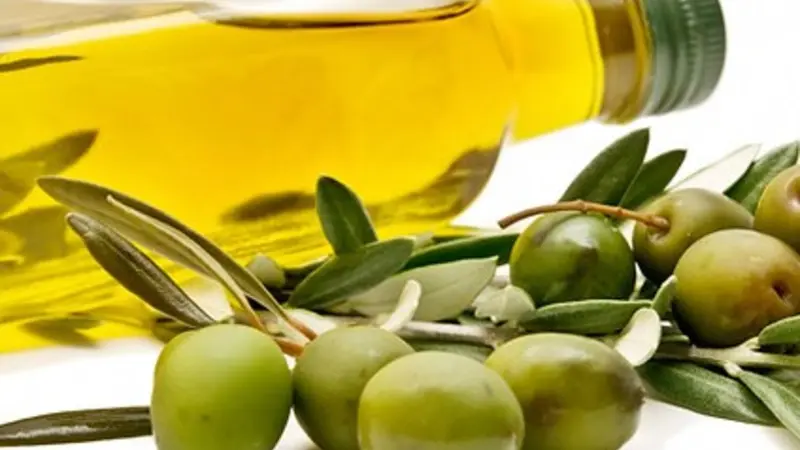 Olive oil is rich in vitamin E